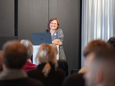 Zukunft in Holz 07.jpg PLY